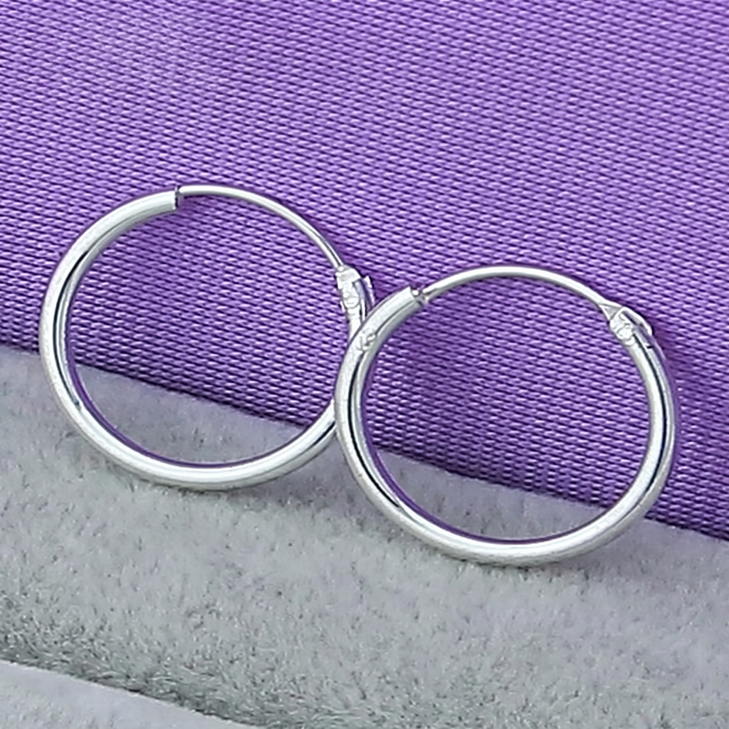 30mm Smooth Hoop Earrings